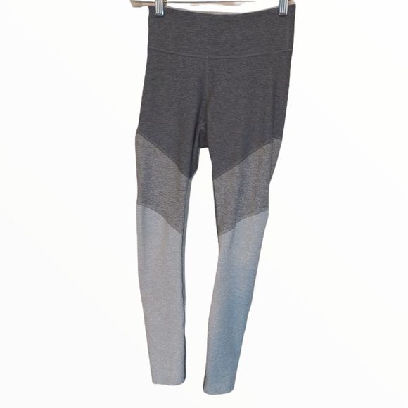 OUTDOOR Voices Gray Colorblock Leggings - Picture 1 of 7